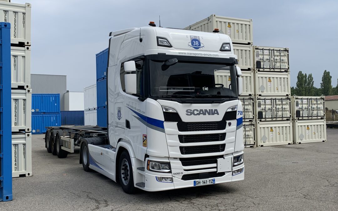 ARRIVÉE DE 2 SCANIA S500 CHEZ EM2S 38 : LE TOP